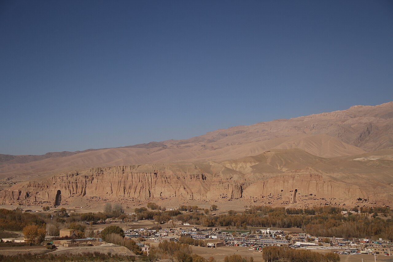4. Overview & Attractions