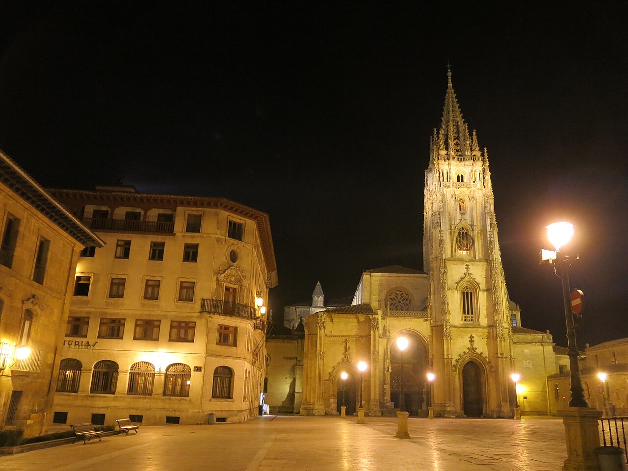 4. State Overview & Attractions