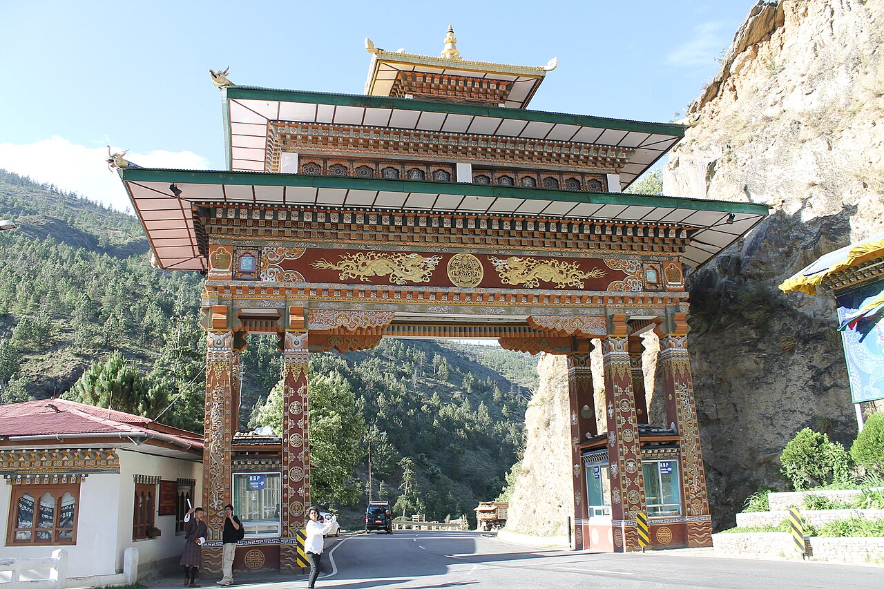 4. Overview & Attractions