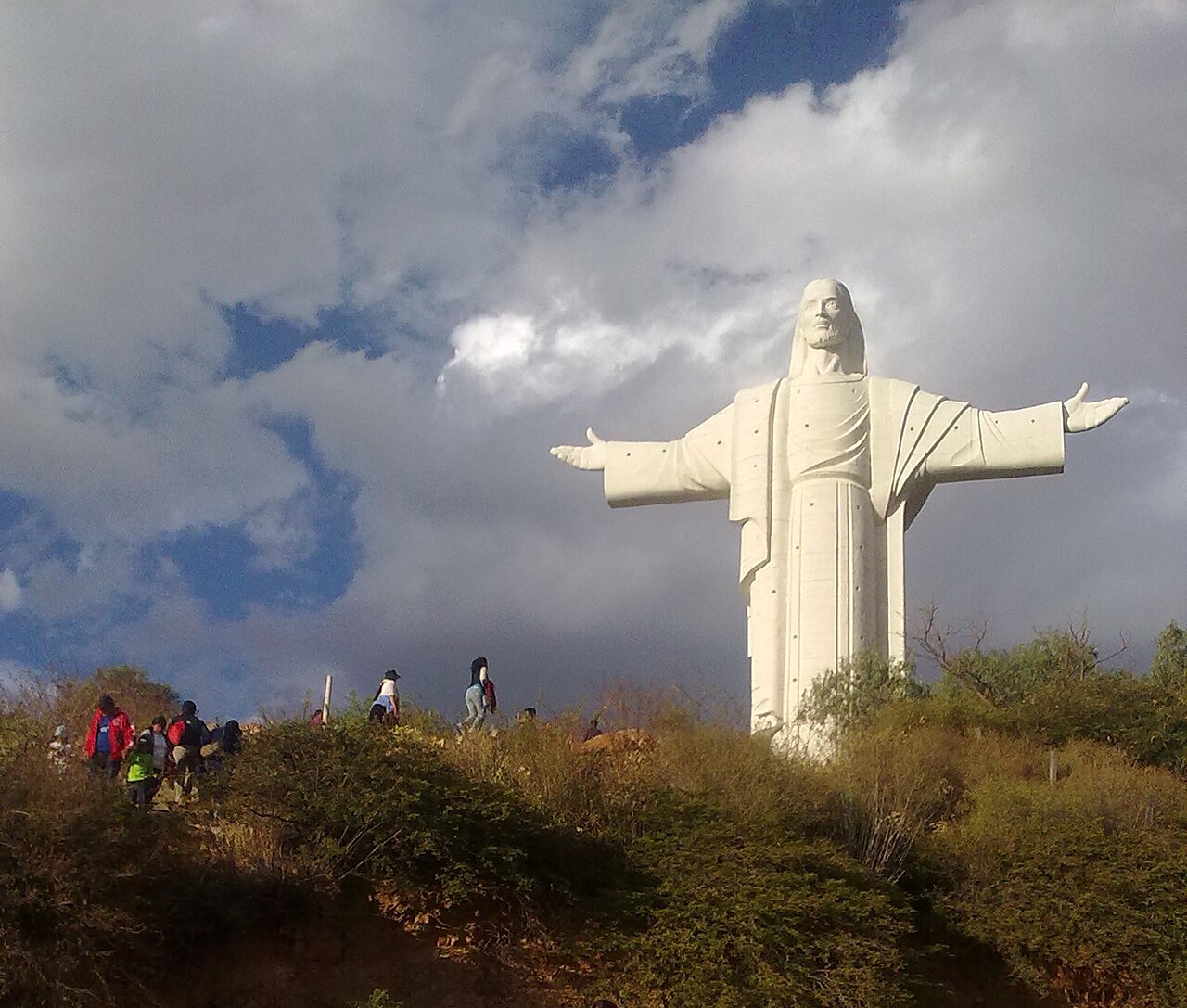 4. Overview & Attractions