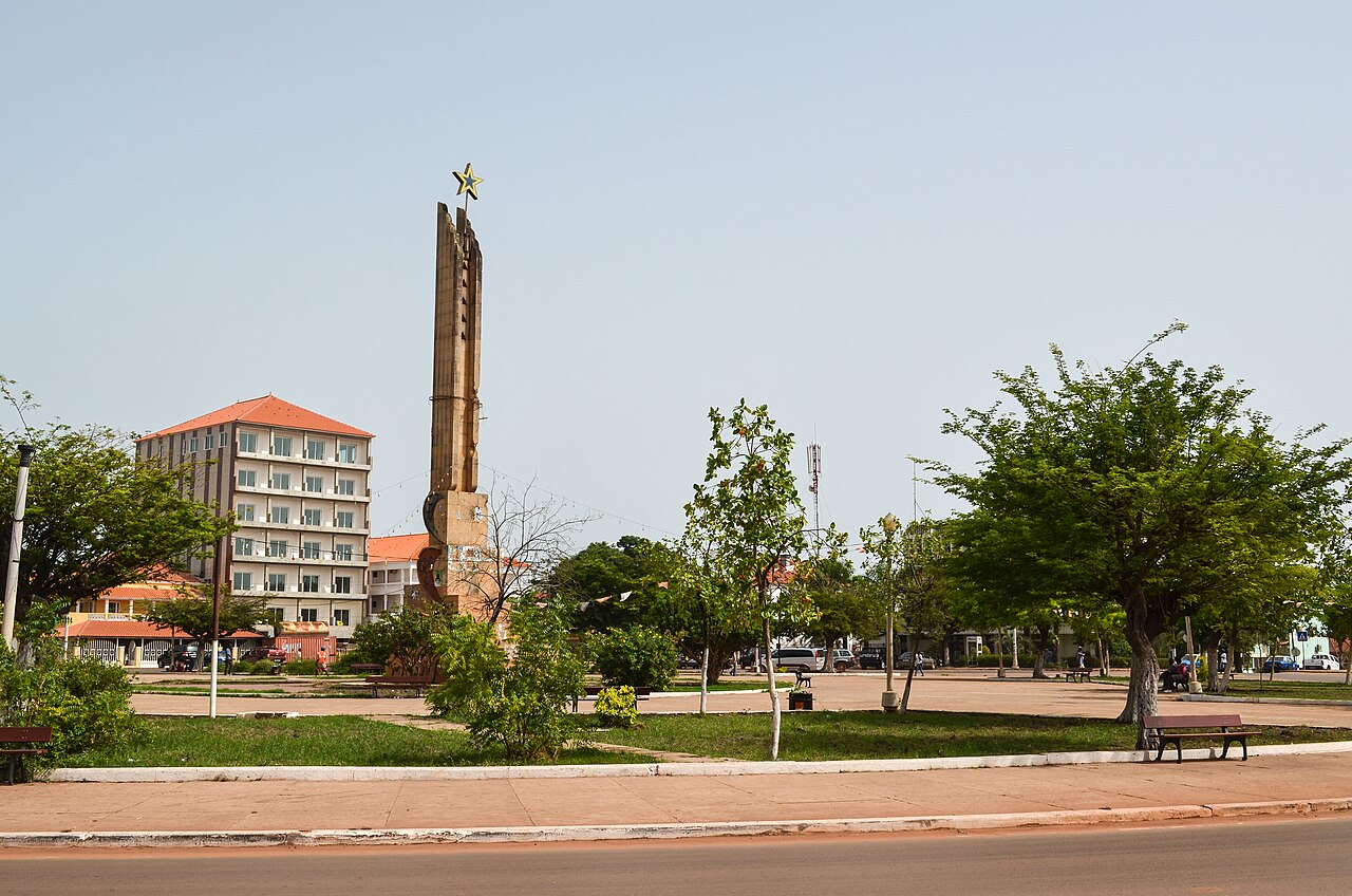 4. Overview & Attractions