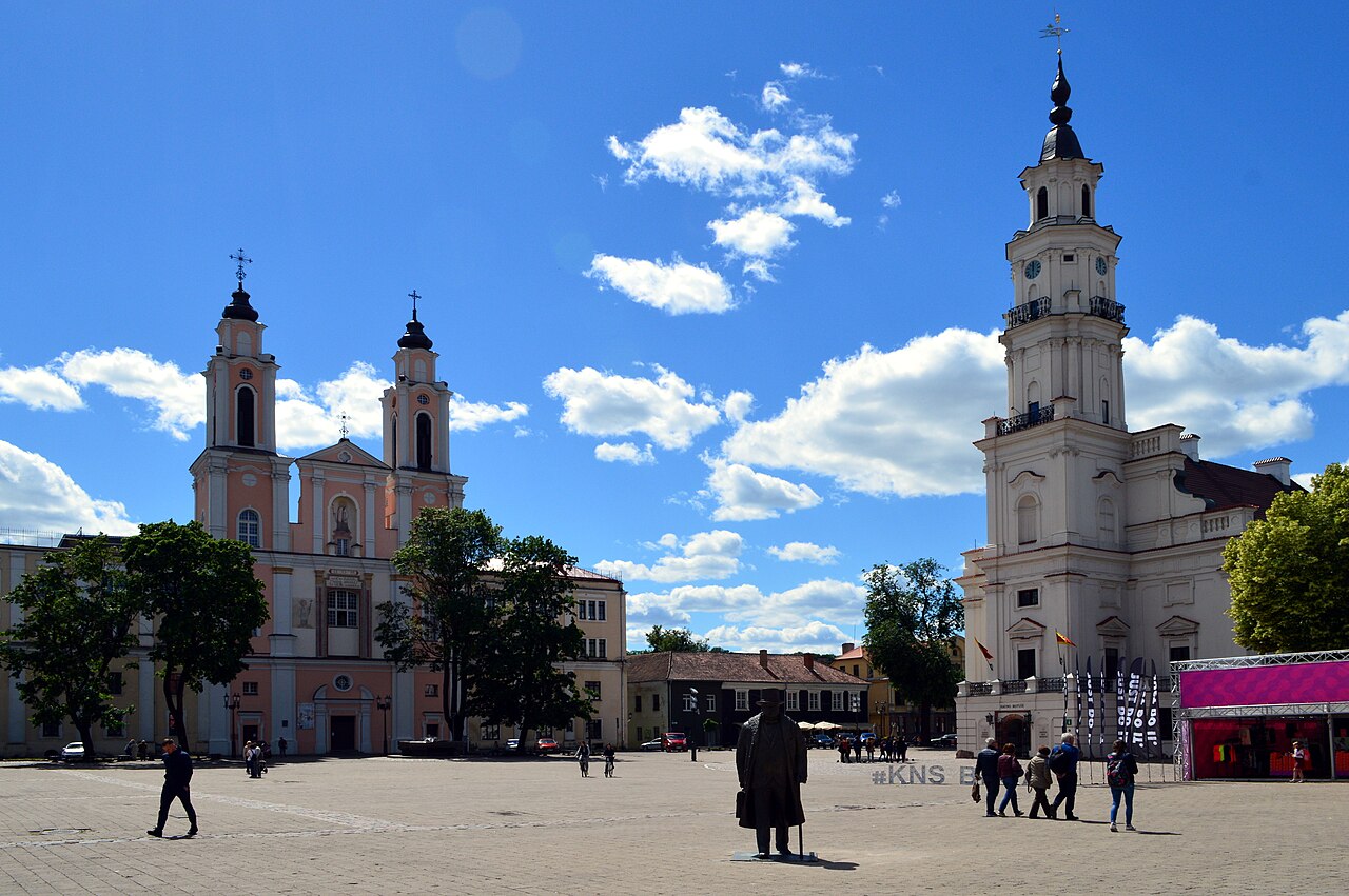 4. State Overview & Attractions
