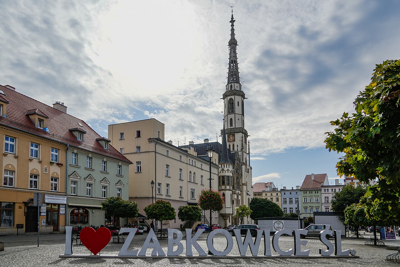 4. State Overview & Attractions