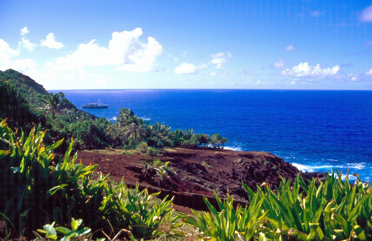 4. Overview & Attractions