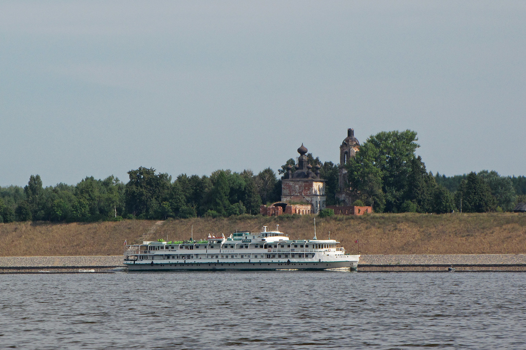 4. Overview & Attractions