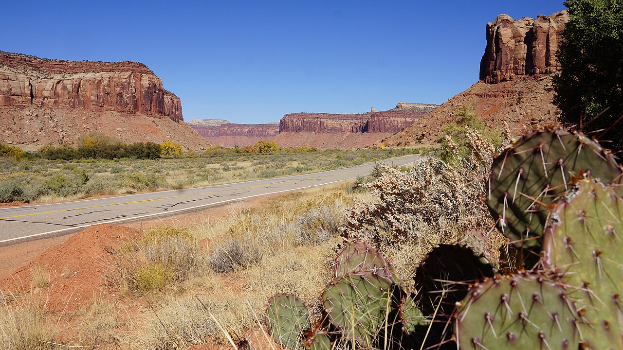 4. State Overview & Attractions