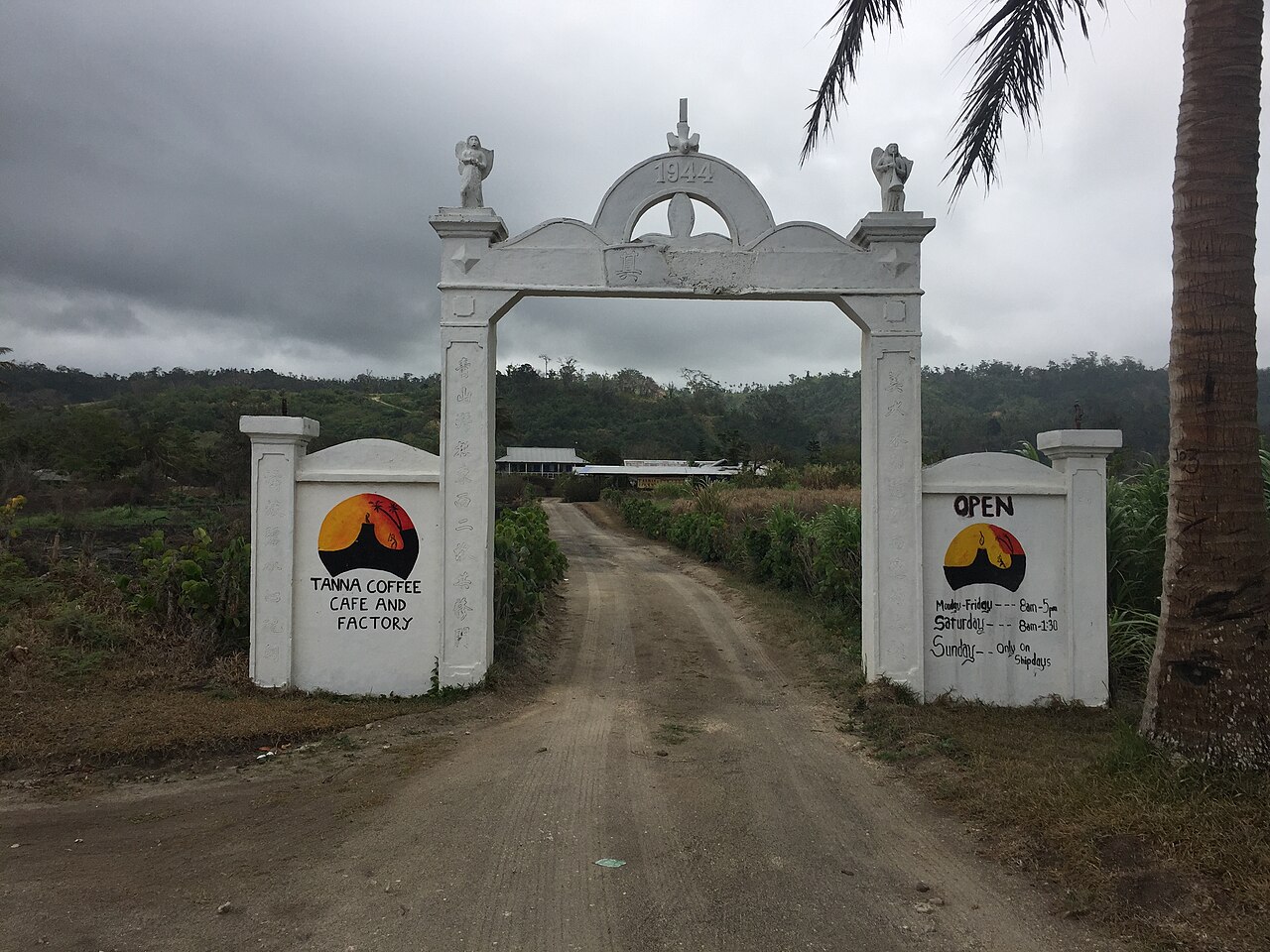4. Overview & Attractions