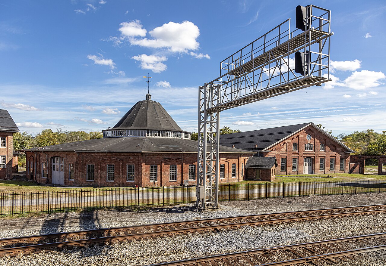 4. State Overview & Attractions